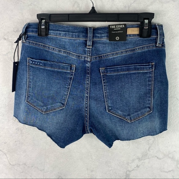 [Blank NYC] Distressed Denim Jeans Shorts - Picture 5 of 5